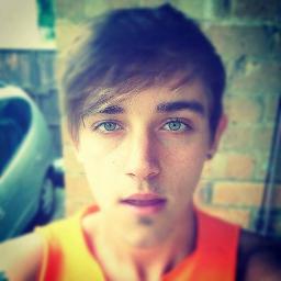 iLy Janoskians @JaiBbrooks1 @BrooksBeau @luke_brooks @DanielSahyounie @James_Yammouni ♥♥♥ i love you guys ♥♡