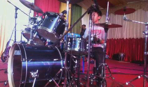 Gilang ramadhan studio band