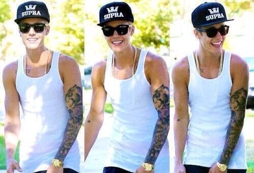 My hero is a boy from canada named justin drew bieber ❤