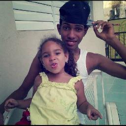 -160 Caracteres No Son Suficientes Para Describirme :) 
 Follow Me Instagram | @DaniielBreezy |
 ADD Me Facebook | Andy Daniiel |