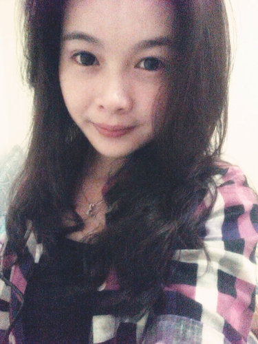 Life is too short to wake-up with regrets. So love the people who treat you right and forget about the ones who don't.