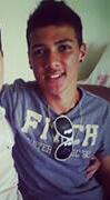 O mundo pode ate fazer voce chorar, mas DEUS te quer sorrindo !