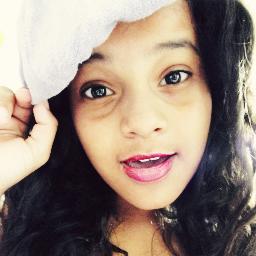 Directioner, Lovatic e muito mais! Me segue? se não eu te mordo ;3!