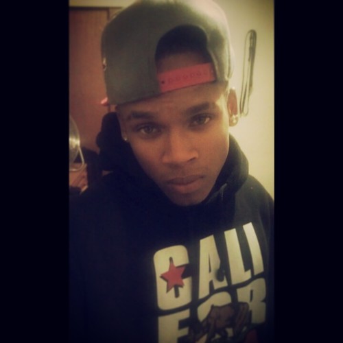 #TEAMFOLLOWBACK  #TEAMMUSICISMYLIFE #TEAMSTREETRACE #TEAMHONDA #TeamYANK #TEAMUNIQUE (My chick bad looking like a bag of money aha)