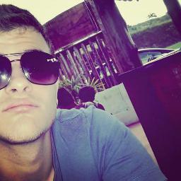 Não me sigam, pq eu também estou perdido ! MENTIRA, PODE SEGUIR SIM rç'
