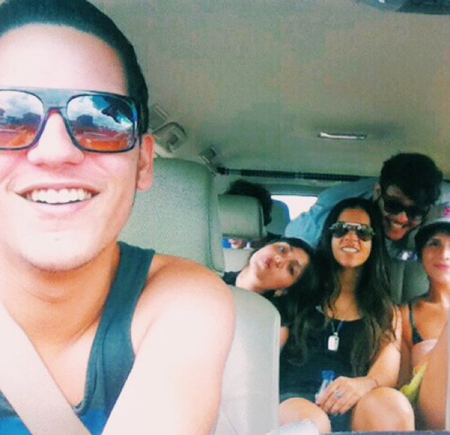 todo, fue; nunca, nadie.