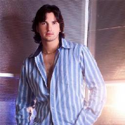 Fanátic@s del gran cantante @DaniloParraEC.