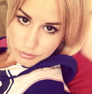 MUABambi's profile picture. Freelance #make up artist #Hairdresser