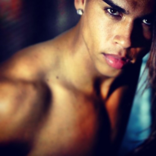 Just the normal guy next door hoping to make it big but also staying true to his roots:-)
