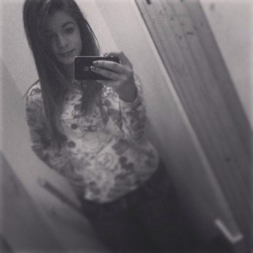 Vampette for life!:)) 13, sheffield ;) Add me on facebook @Ellise baker Follow me on instagram @Ellise_xox Add me on snapchat @itsellise