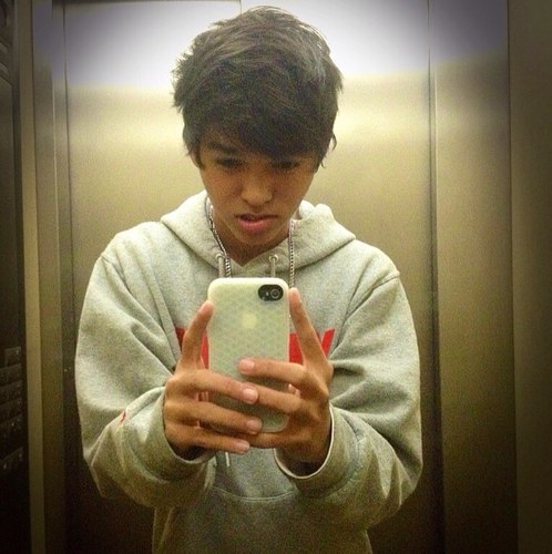 BelieberBoy_18's profile picture. 16.•BelieberBoy•. Nada es para siempre.El tiempo pasa y las cosas cambian.La felicidad se encuentra en la curva de tu sonrisa.