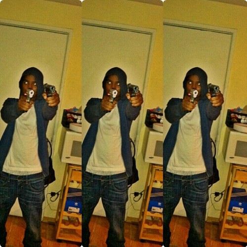 Its 8ball the big dog yu just ah small guy CmbCrazyville Follow My IG:@IMONAJUGGATHON
