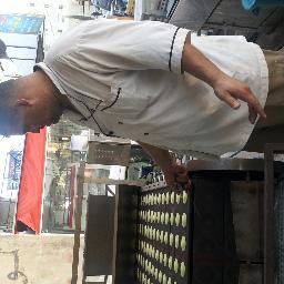 senior chef muthanaalbarakat