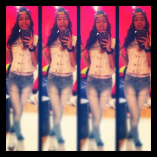 Maria| girl | Nederland  | latina |Kik: dxpestshortyy_ | taken by  @iisuprememonkey | Insta:
dxpestshortyy_ | If you talk to me Don't say Bullshit ♥