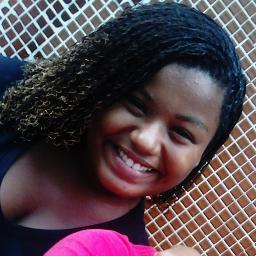 #sou símpatica e odeio pessoas ignorantes !!!