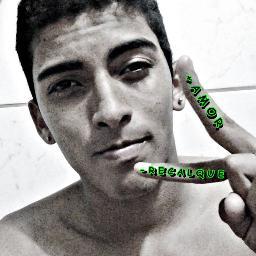 '* Ficar com vs , foi a maior graça que eu podia receber , quero pra smp te ter ♪ Até que a morte nos separe como diz lá no altar ♡ Te Amo Môw :} @HeeeyLah aq .