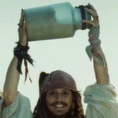 Soy un tarro de tierra que mola mas que vosotros.                                            El único al que ama Jack  de verdad.  #SpanishPDCFakes