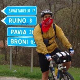 Engineer - Railway sector - Love travel, trains, cycling and running.
