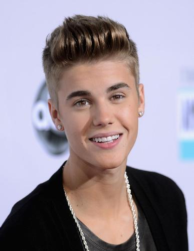 belieber 4 ever I love justin bieber more than any 1 in one earth