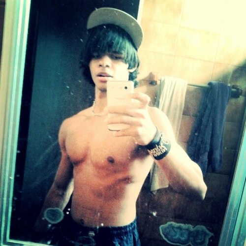 Apenas um garoto de 16 anos.