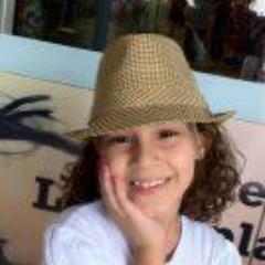 Ser forte é mostrar felicidade quando se está triste.” Vejam o meu blog http://t.co/gzFhY24Av1