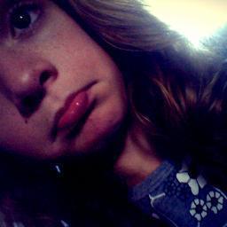 ... Irmã @viisshh_ ♥♥ Prazer euuh (: ... BFF @Pradilhaa '' Faça o melhor, se prepare para o pior, não espere nada de ninguém, e o que vier é lucro! ''