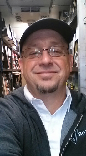Mobile Sales Mgr for Red Wing Shoes, Lynchburg/Charlottesville Va location. 3 kids, 1 gc, golf, fishing, and running. Christ follower 🇺🇸🇺🇸🇺🇸🇺🇸🇺🇸🇺🇸