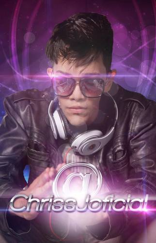 @chrissJoficial Un chico con mucho talento para mostrar que esta dando grandes pasos en el movimiento musical en genero pop urbano romantico TALENTO VENEZOLANO