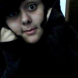 Boom sou Beatriz mais nao gosto q me chamem assim,amo musica,odeio mentira,ciumenta,teimosa,solteira,Gaúcha,adoro perder tempo desenhando e escrevendo bobagens.