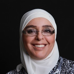 Féministe convaincue,Samira a siégé au comité d’orientation des états généraux sur le féminisme au Québec.L’objectif du C.O.R. est l’écoute et la communication.