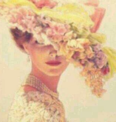 mallekat_nafsi's profile picture. في الماضي كنت انت مَلكي، خذلتني.. فأصبحت أنا ملكة نفسي!