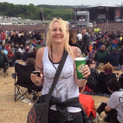 massey_susie's profile picture. Without music the world would be such a boring place!!!