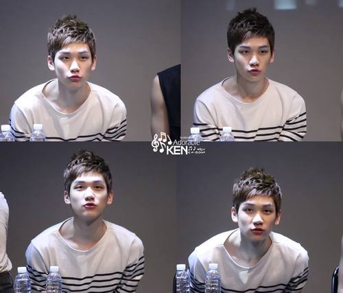 i'm kiddo hyuk since ©1995 | KaumElite;Litersmitdh | More? cek http://t.co/lZFpQXMS1n