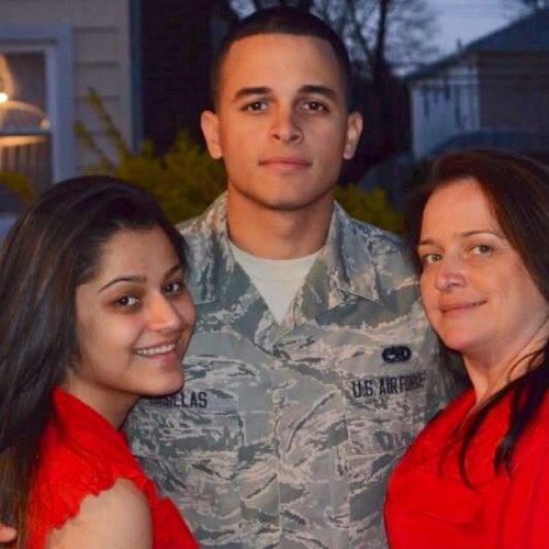 Former Chosen One. NY Knicks, Jets, Yankees, and Brooklyn Nets fan. Airman in the United States Air Force.