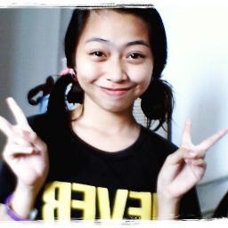 The Right Beauty Depends on Her Smile :
Simplicity is Beauty :