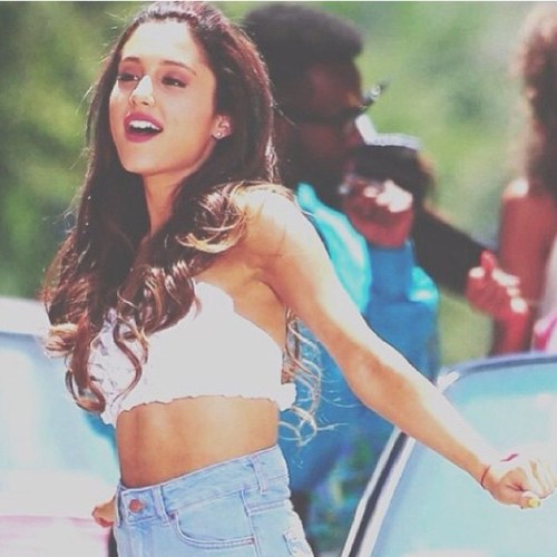 janoaria1D's profile picture. eh, idk just a british girl who is obssessed with one direction, janoskians, 5sos, and my idol ariana grande! ✌