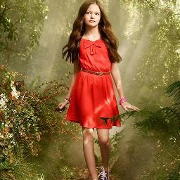Mackenzie Foy 3