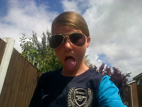 Essex girl ;) , love playing football , love dogs