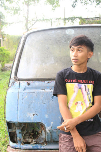 Tampil sedrhana itu lebih indah dari pada tampil yg serba mengada !