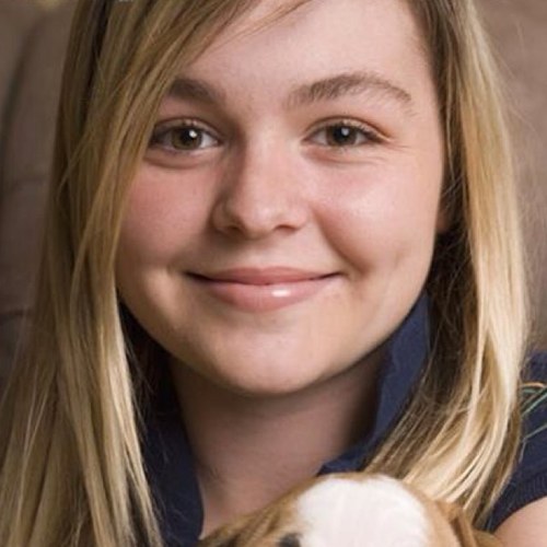 Hi I'm Georgia I'm 14 years old I love one direction,union j, pixie Lott and macbarbie07 follow me I follow back!!!