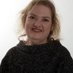 lyndastarr's profile picture. helps technology clients with messaging, thought leadership, PR. Former telecom analyst, faves-cooking, books, family, Toastmasters