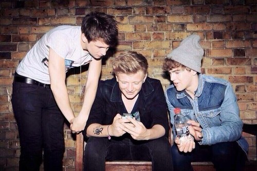 Irish 3eek, fell in love with Greg Micky and Dan :) I follow back!