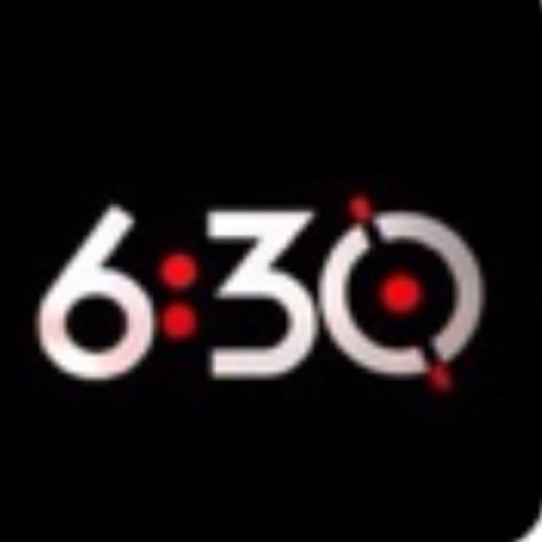 من أسباب الهيبه قلة الكلام، ومن أسباب الجمال كثرة الإبتسامه، فكن جميلًا ذو هيبه!