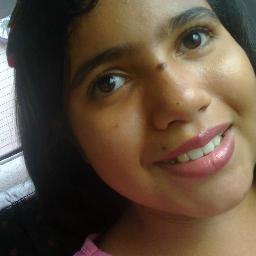 Estudante ,vou ser atriz daqui alguns meses meus sonhos vão ser realizar e tambem vou ser modelos bjs povinhos!*