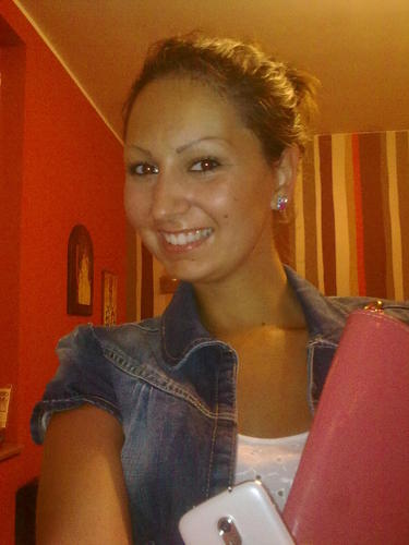 zorana_44's profile picture. 