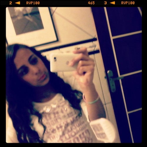 Insta..Karinnaqueiiroz