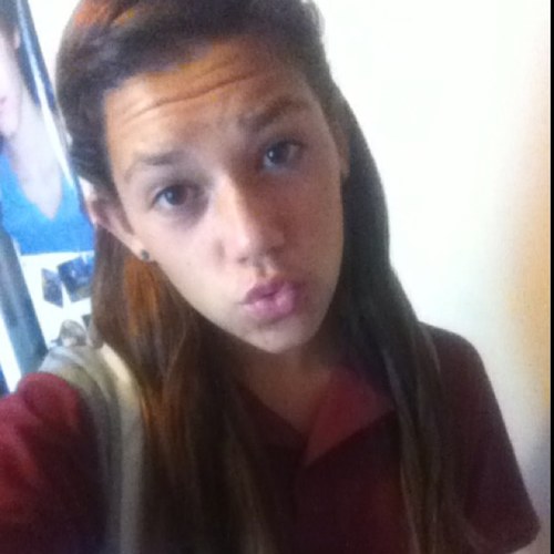 •Ariana ♡ • Aussie♡ • lovin HOUSOS! ♡ :')