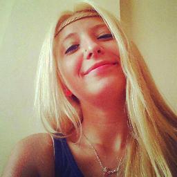 ebru_senturk_20's profile picture. 