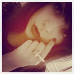 1,000 lonely stars, hiding in the cold. Take it, I don't wanna sing anymore.