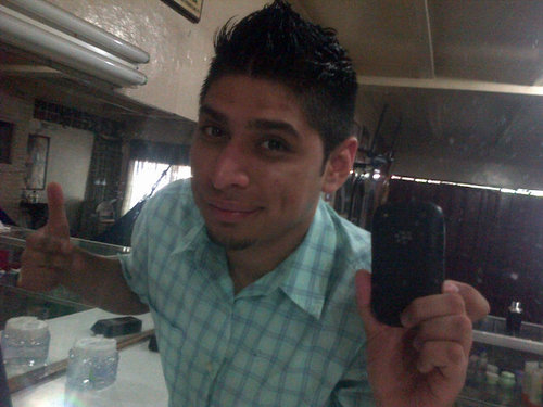 kenezzito's profile picture. 